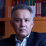 Mario Luis Fuentes