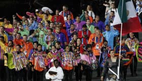 Desfila México en inauguración de Juegos Olímpicos
