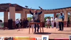 Día 16 de la Caravana en EU: Destroza Sicilia una AK-47 en Houston