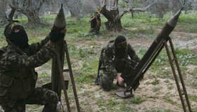 Israel utilizará menos bombas racimo en caso de enfrentar a Hezbolá