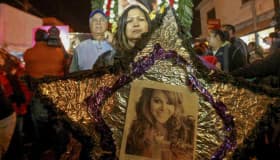 Llegan restos de Jenni Rivera a EU; preparan homenajes
