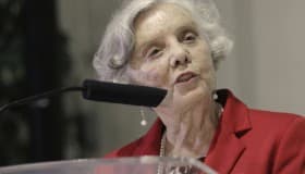 Poniatowska recibirá la Medalla Bellas Artes el 28 de enero