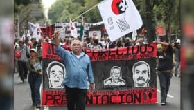 'Los camarones del Álvarez Garín', texto de Elena Poniatowska