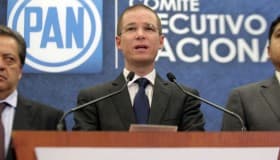 Comité Ejecutivo del PAN, a favor de discutir salida de Aguirre