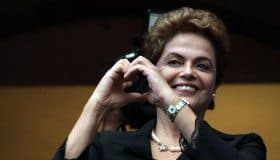 Brasil va “perdiendo la lucha” contra mosquito transmisor de Zika: Rousseff