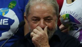 Oposición "no puede sistemáticamente dividir al país": Rousseff