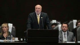 Clouthier arremete contra Peña por la visita de Trump