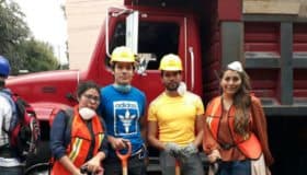 Eduardo Ávila cambia sus medallas por pala y casco (Video)