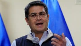 Honduras: Juan Orlando Hernández acepta recuento total de votos