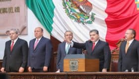 Miguel Riquelme rinde protesta como gobernador de Coahuila (Foto)