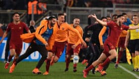 Roma da la sorpresa, golea y elimina a Barcelona; Liverpool, también en semifinales (Video)