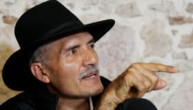 Se retira Mireles de Foro Escucha en Morelia; es "un circo", dice