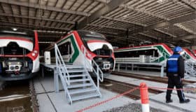 Se denunciarán ante FGR irregularidades en construcción de Tren México-Toluca: AMLO (#Entérate)