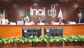 Gobierno Federal debe transparentar contratos de 'Hacking Team'