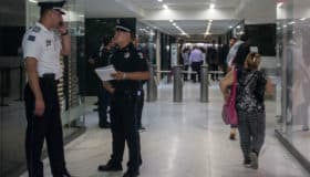 Aristegui En Vivo 07/08/19: el robo a Casa de Moneda; ¿qué fue de las máquinas San Román?; las cifras de la pobreza y más