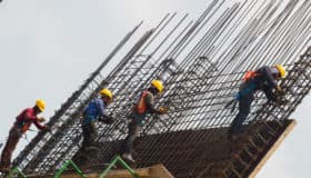 Aristegui en Vivo: Invierten 297 mil mdp en infraestructura; fideicomisos a discusión y más