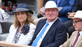 El rey emérito de España sigue la estela de su padre y deja comprometida a la monarquía | Video