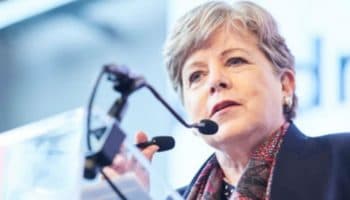 Propone México a Alicia Bárcena para dirigir el BID