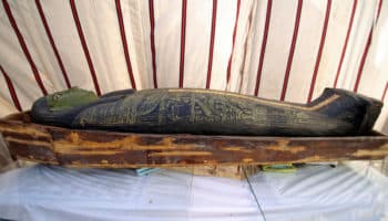 Descubren en Egipto un templo funerario que data de hace 4,300 años