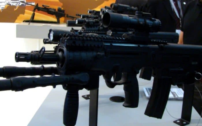 La industria armamentística mundial alcanzó un nuevo récord de ganancias en 2024