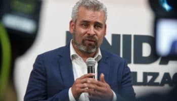 Comunidad judía condena comentario sobre Israel de gobernador de Michoacán