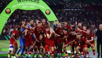 Es Roma el primer campeón de la UEFA Conference League | Video