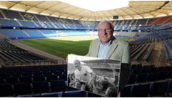 "No hay otra persona tan grande como Uwe (Seeler)": Franz Beckenbauer | Video