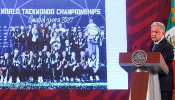 Felicita AMLO a equipo mexicano de Taekwondo por oro obtenido en Campeonato Mundial  | Entérate