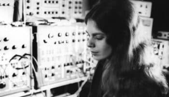 Con pieza de Laurie Spiegel reabre el Espacio de Experimentación Sonora del MUAC