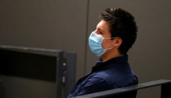 Fundador de "Football Leaks" acepta  6 meses de cárcel sin cumplimiento en Francia