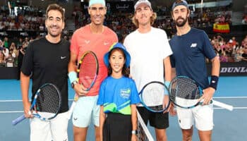 Rafael Nadal reaparece con sonrisas y,  derrota, en dobles | Video