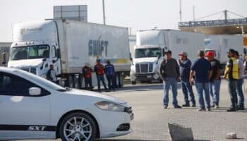 Texas vuelve a bloquear exportaciones mexicanas ante incremento en el flujo migratorio