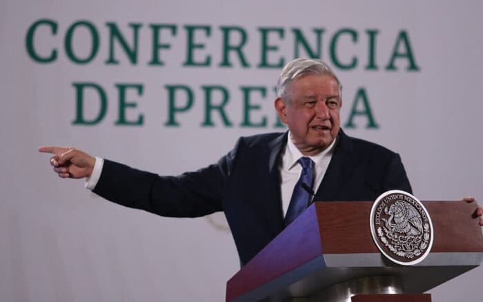 Infamia y victimización, el sello de López Obrador | Artículo de David Ordaz