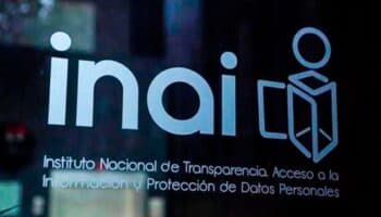 INAI ofrece dialogar con AMLO para evitar desaparecer
