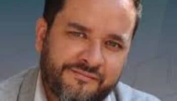 “Mi lengua paterna es la poesía”: Christian Peña