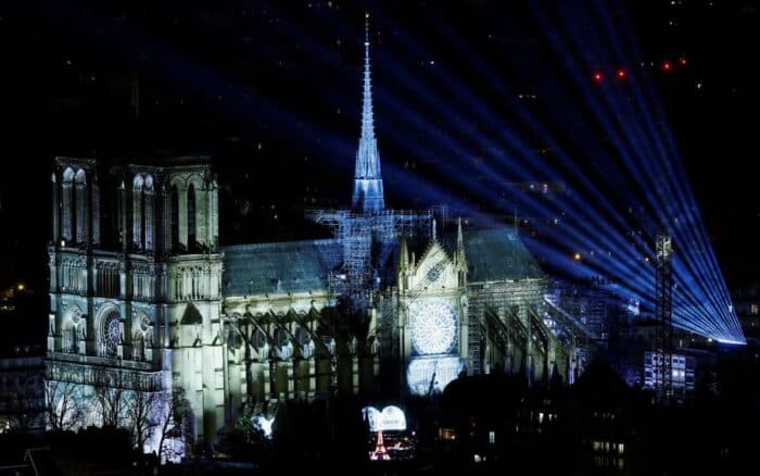 'Reapertura de Notre Dame sigue maravillando al mundo' : Florencia Ángeles | Video