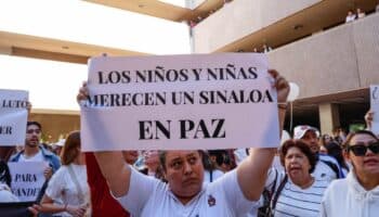 Aristegui en Vivo: Irrumpen en Palacio de Gobierno de Sinaloa; ¿Poder Judicial reanudará evaluación de candidatos?; La sombra de Trump en Davos