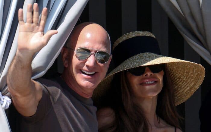 Recién casados Bezos y Sánchez se preparan para su última fiesta en Venecia