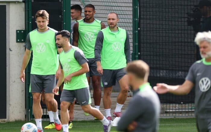 Christian Eriksen firma contrato con Wolfsburgo | Video