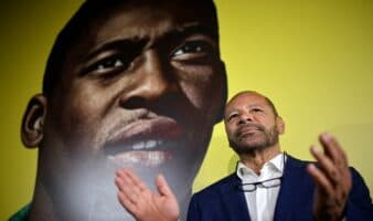 NR Sports, empresa del padre de Neymar, adquiere la marca Pelé | Video