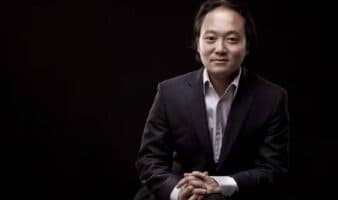 El músico Scott Yoo es el nuevo director titular de la OFUNAM