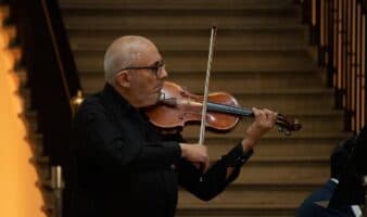 Román Revueltas interpretará obras de Bach en concierto