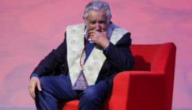 "Vale la pena vivir la vida con la mayor intensidad y compromiso posible": Pepe Mujica en la Ibero (Video)