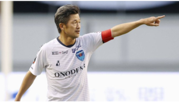 Rompe Kazuyoshi Miura récord de longevidad en Japón | Fotonota