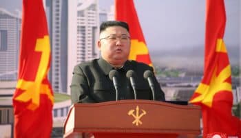 Corea del Norte afirma haber lanzado su primer satélite espía, promete más