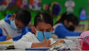 Edomex: Secretaría de Educación pide volver a usar cubrebocas por contagios de Covid-19