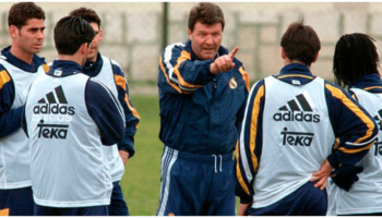 Está John Benjamin Toshack en la UCI por Covid-19 | Tuit