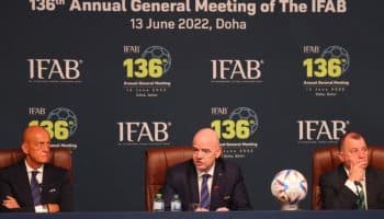 IFAB y FIFA confirman los cinco cambios de manera permanente | Tuit