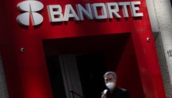 Banorte: economía mexicana se va a "desacelerar" pero "no parar"