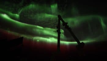 Espectáculo espacial: Así se ven las aurora boreales desde la Estación Espacial Internacional | Video